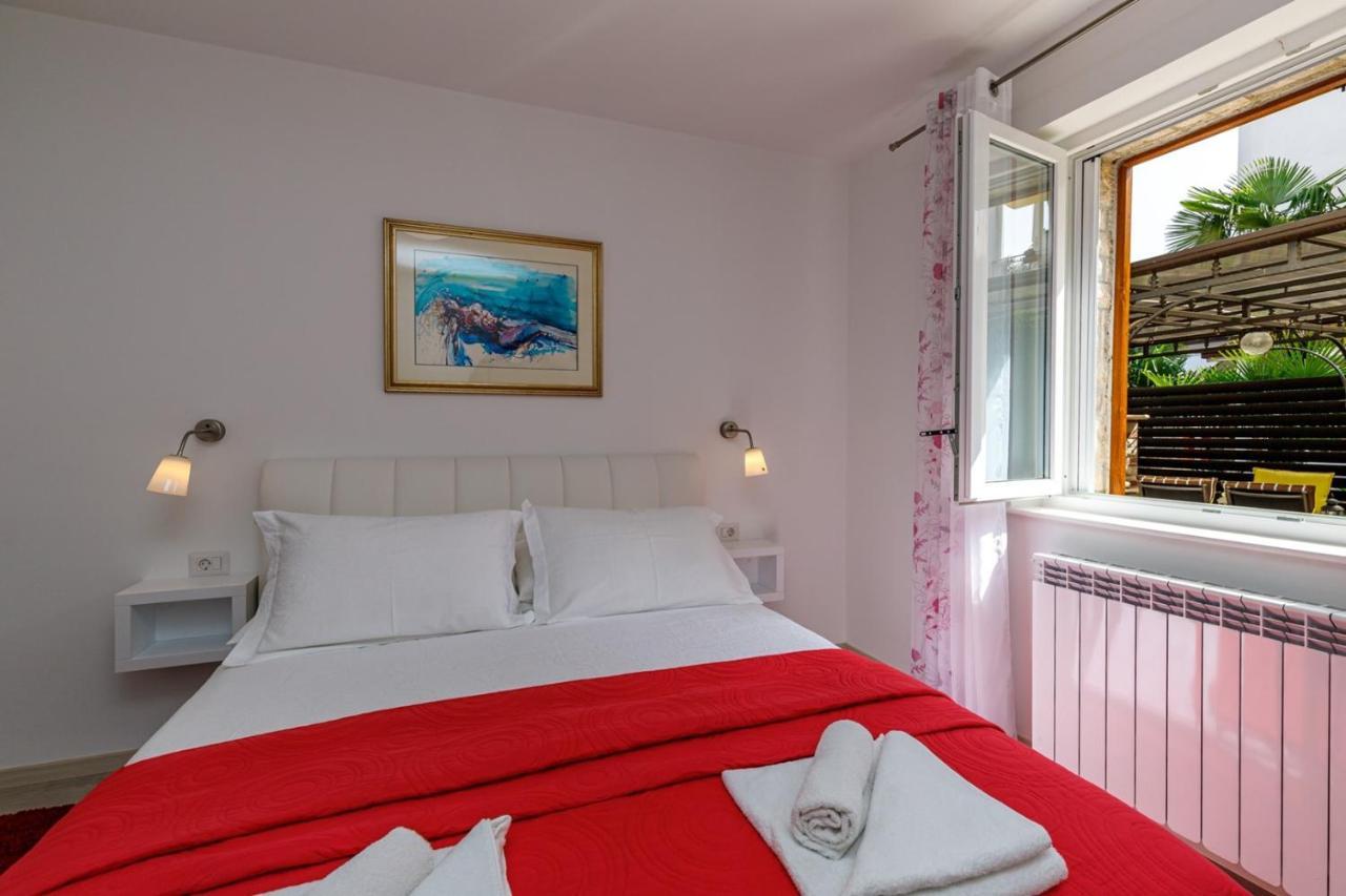 Apartments Lavizatic Porec Luaran gambar